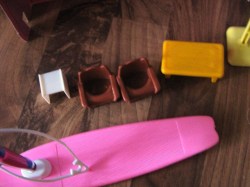 BARBIE SURFIN MAIN_04
